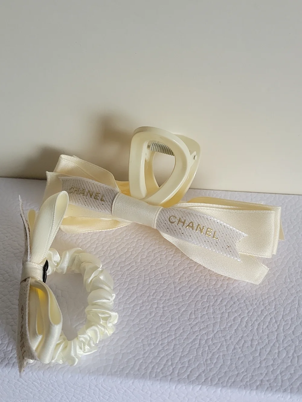 CHANEL Cream Ribbon Hair Clip and Bow Bobby Set